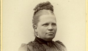 Bolette Margrethe Gjør (1835-1909), fotografert av Daniel Georg Nyblin, Karl den 12tes gade no. 5, Kristiania.