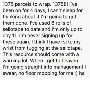 Bildet viser en tekst fra en kollega som forteller hvordan hun har pakket kalendere.
